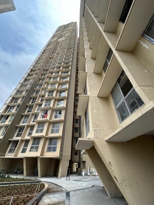 2 BHK Apartment – Exterior View View at Bhoomi Celestia, Malad West - for Sale