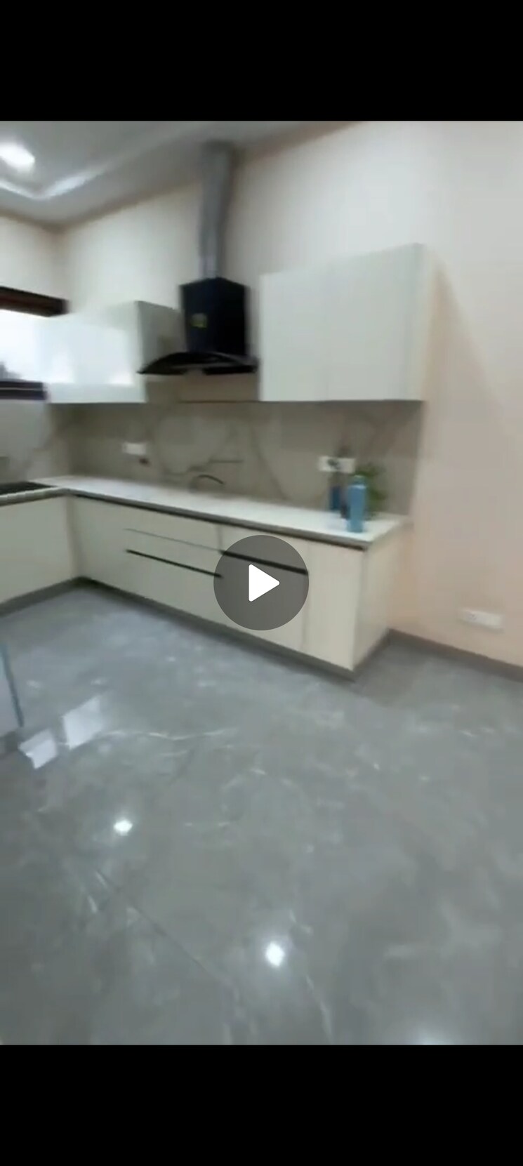 Kitchen, sector 20 3 Bedroom 2500 Sq.Ft. Builder Floor In Sector 20 Chandigarh 8788230