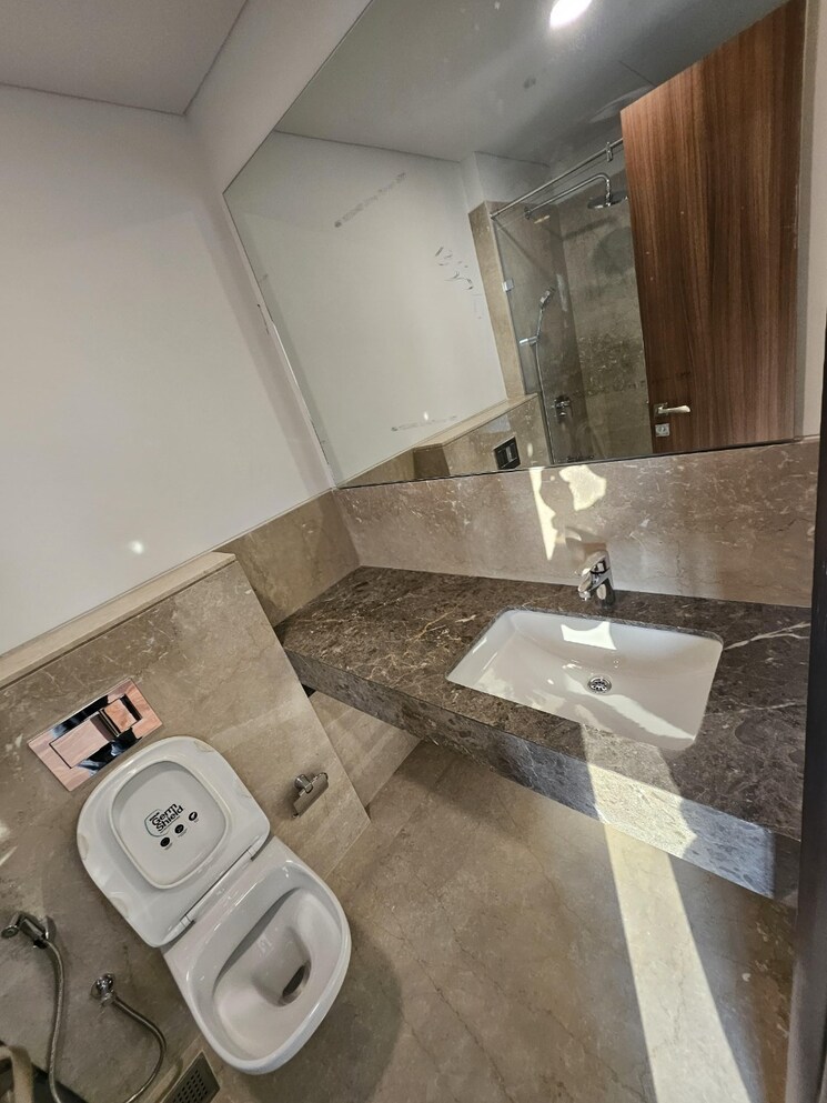Bathroom, piramal-mahalaxmi 3 Bedroom 1051 Sq.Ft. Apartment In Mahalaxmi Mumbai 8788231