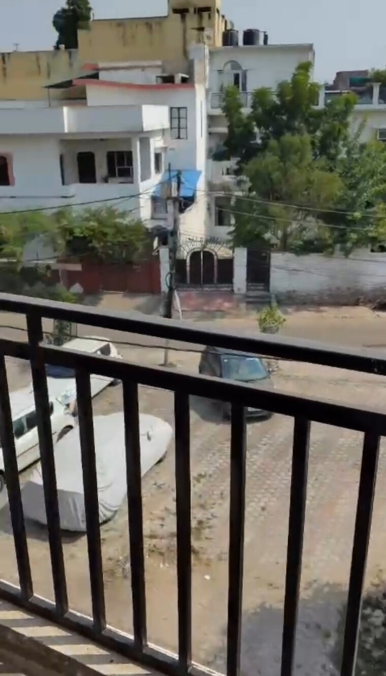 Balcony, indira nagar 3 Bedroom 900 Sq.Ft. Apartment In Indira Nagar Lucknow 8788272