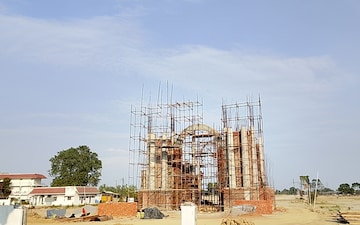 Plot For Sale in Raebareli Road