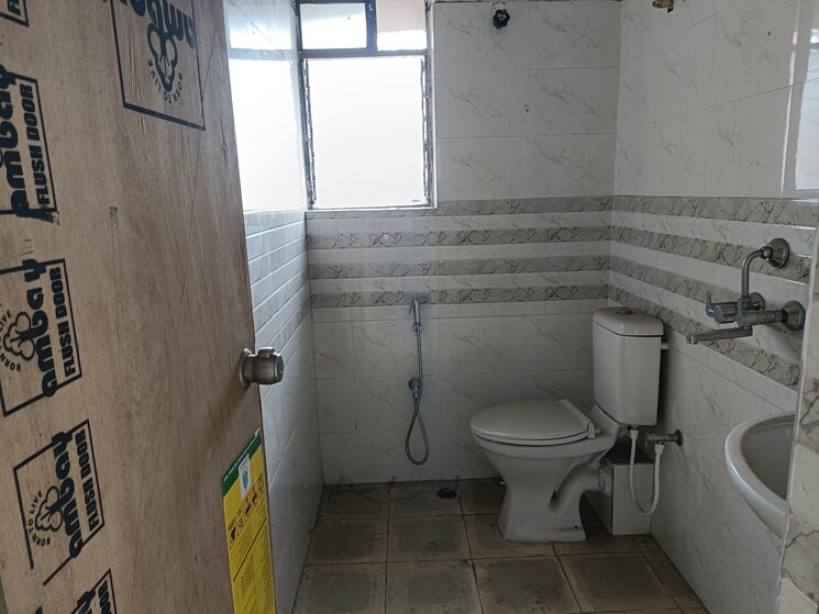 Attached Bathroom, joka 3 Bedroom 948 Sq.Ft. Apartment In Joka Kolkata 8788269