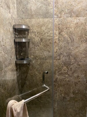 Furnished Amenities in 3 BHK Apartment at Lodha Primero, Mahalaxmi – for Sale