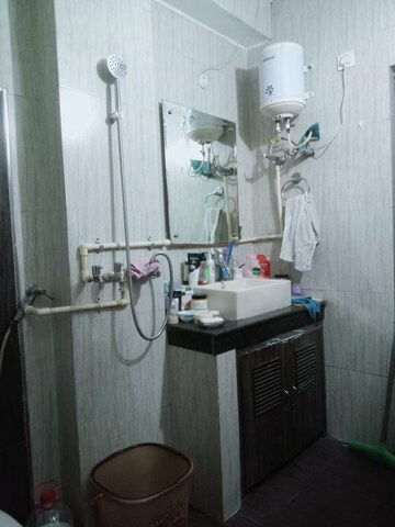 Bathroom in 2 BHK Builder Floor at Sector 22 – for Rent