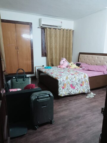 Bedroom in 2 BHK Builder Floor at Sector 22 – for Rent
