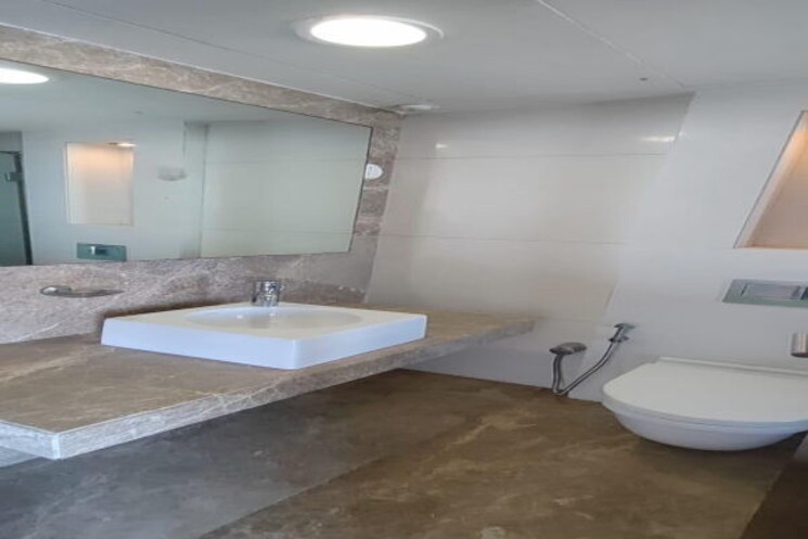 Bathroom, lodha-bellissimo 4 Bedroom 2600 Sq.Ft. Apartment In Mahalaxmi Mumbai 8788317