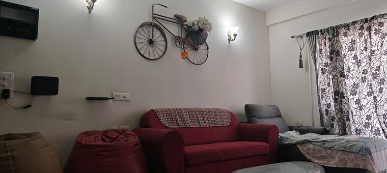 Living Room, jakhan rajpur road 3 Bedroom 200 Sq.Yd. Independent House In JakhaN Rajpur Road Dehradun 8788354