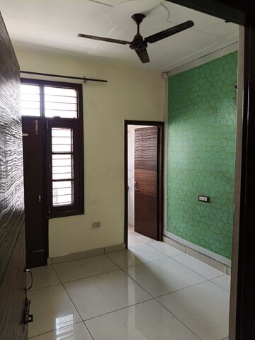 Room in 3 BHK Builder Floor at Dhakoli – for Rent