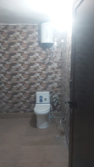 Bathroom in 2.5 BHK Apartment at Mayur Vihar – for Sale