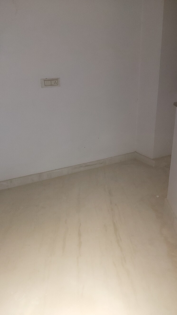 Room, mayur vihar 1.5 Bedroom 450 Sq.Ft. Builder Floor In Mayur Vihar Delhi 8788419