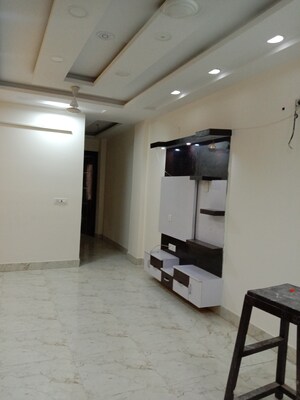 Master Bedroom in 3 BHK Builder Floor at Mahavir Enclave 1 – for Sale