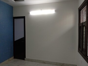 Room in 3 BHK Builder Floor at Mahavir Enclave 1 – for Sale
