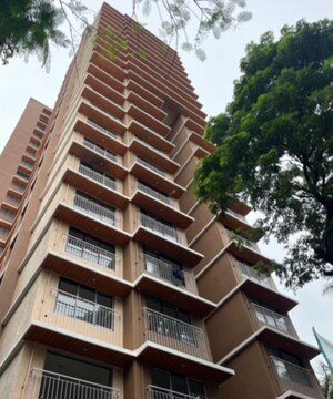 3.5 BHK Apartment For Sale in Shwetambara CHS, Kandivali West