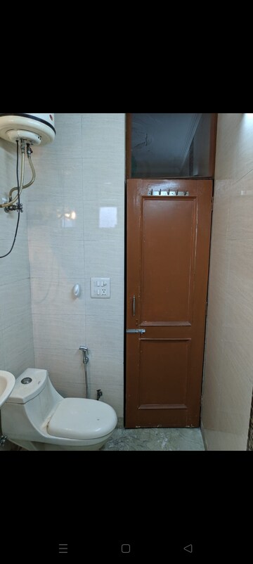 Bathroom in 2 BHK Builder Floor at Lajpat Nagar ii – for Rent