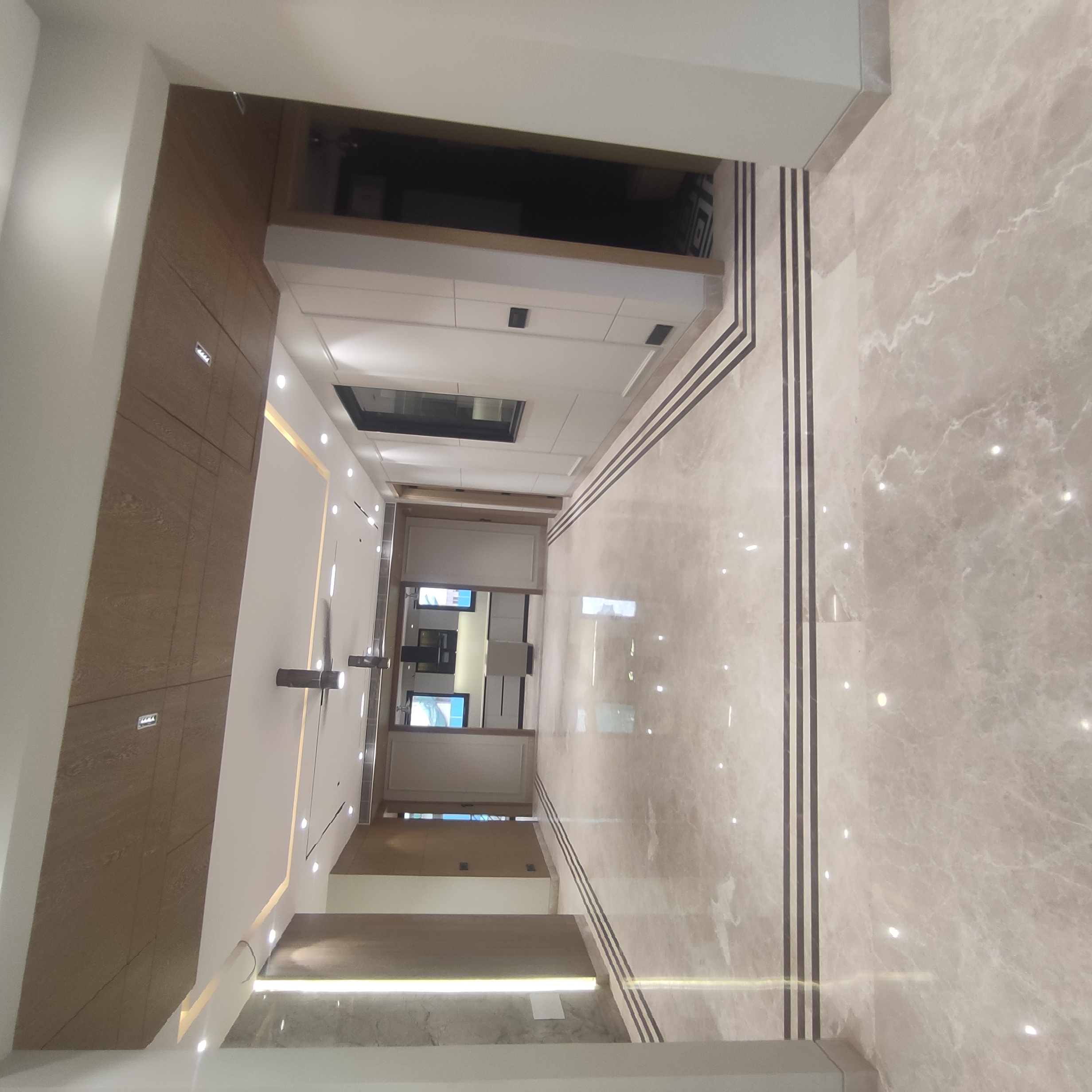 4 BHK + Pooja Room,Servant Room,Study Room Builder Floor For Sale in Unitech Woodstock Floors