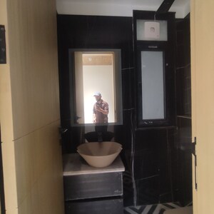 Furnished Amenities in 4 BHK Builder Floor at Unitech Woodstock Floors, Sector 50 – for Sale