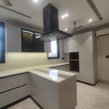 Staircase in 4 BHK Builder Floor at Unitech Woodstock Floors, Sector 50 – for Sale