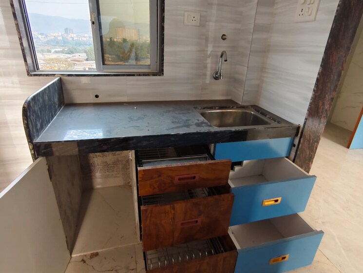 Kitchen, koliwada 1 Bedroom 550 Sq.Ft. Apartment In Koliwada Thane 8732050