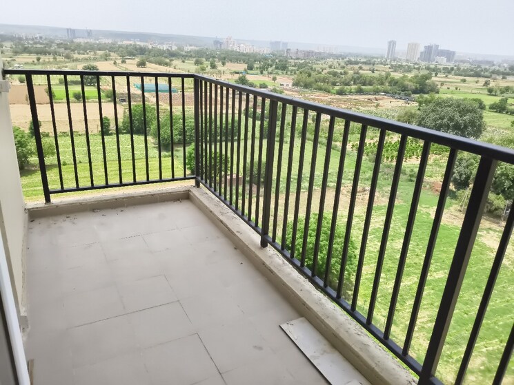 Balcony, gls-arawali-city 3 Bedroom 645 Sq.Ft. Apartment In Sohna Sector 4 Gurgaon 8788565