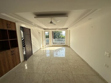 3 BHK Apartment For Rent in Santur Aspira, Sector 3