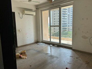 Room in 3 BHK Apartment at Lotus Panache, Sector 110 – for Rent