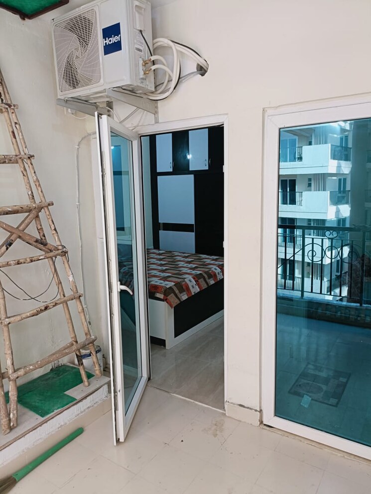 Balcony, gaur-city-2-14th-avenue 1 Bedroom 450 Sq.Ft. Apartment In Sector 16c Greater Noida Greater Noida 8788594