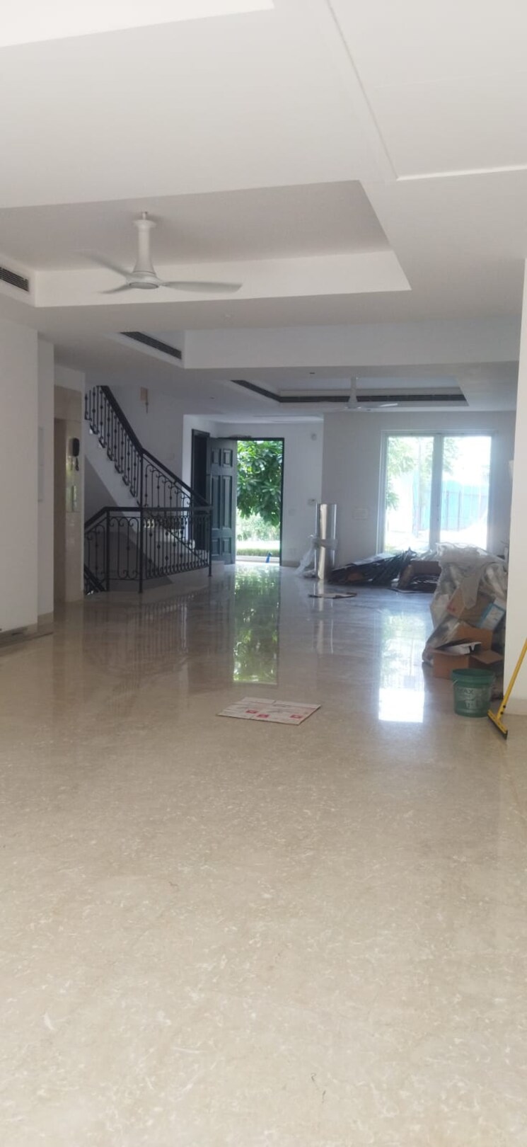 Room, unitech-uniworld-resorts-the-residences 5 Bedroom 7000 Sq.Ft. Villa In Sector 33 Gurgaon 8788601