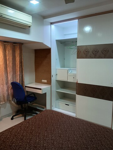 Room in  Pg at Borivali East – for Rent