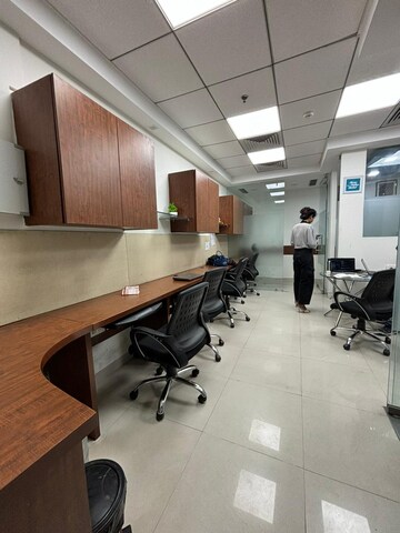  Office Space For Rent in Spaze Platinum Tower, Sector 47