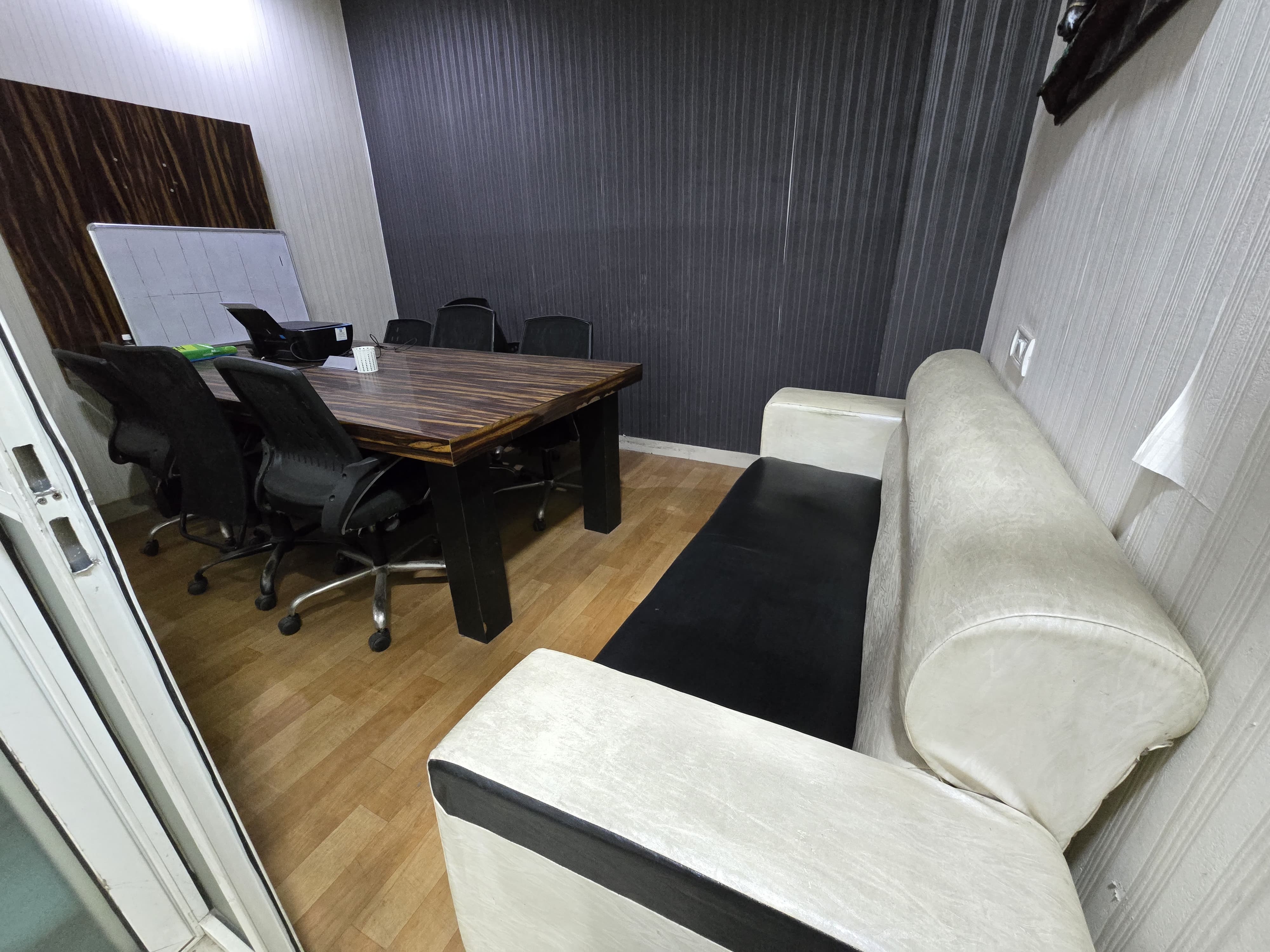 Office Space For Rent in Vipul Business Park