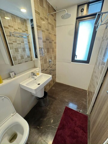 Team Area in 2 BHK Apartment at Lodha The Park, Worli – for Rent