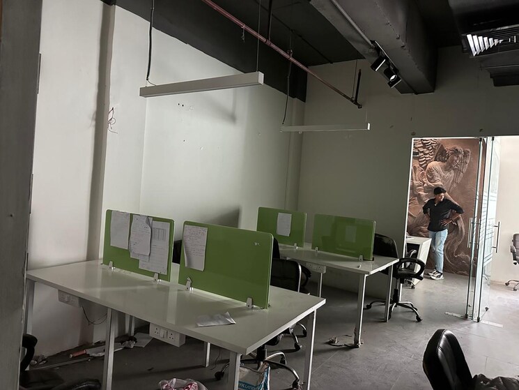 Team Area, vipul-business-park Commercial Office Space 1000 Sq.Ft. In Sector 48 Gurgaon 8788666