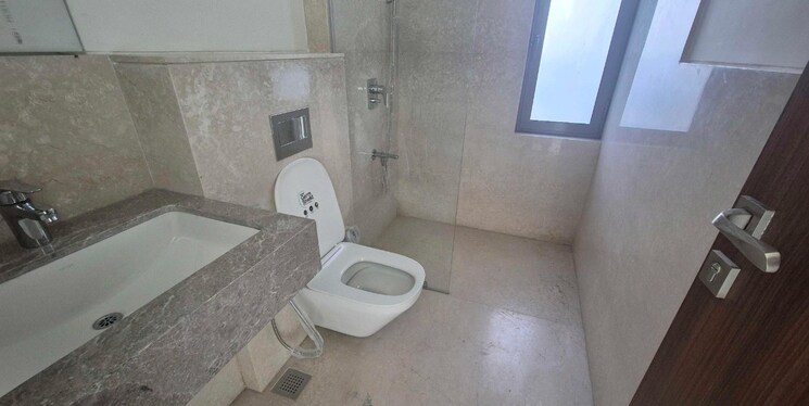 Bathroom, piramal-mahalaxmi 2 Bedroom 740 Sq.Ft. Apartment In Mahalaxmi Mumbai 8788665