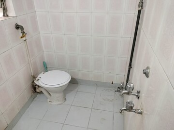 Master Bedroom in 2 BHK Apartment at Warje – for Rent