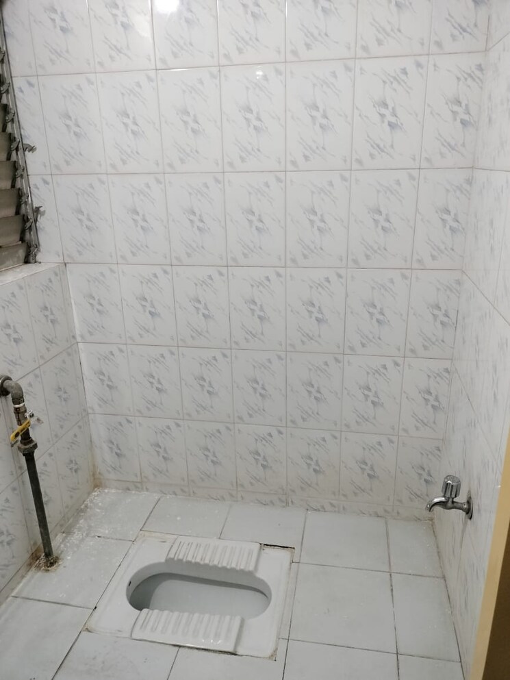 Bathroom, warje 2 Bedroom 900 Sq.Ft. Apartment In Warje Pune 8788693