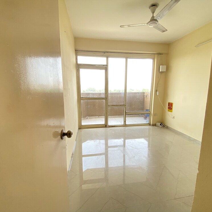 Room, pyramid-urban-homes-2 2 Bedroom 503 Sq.Ft. Apartment In Sector 86 Gurgaon 8788722