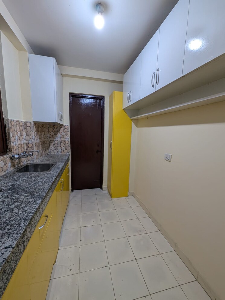 Kitchen, signature-the-millennia-2 2 Bedroom 601 Sq.Ft. Apartment In Sector 37d Gurgaon 8788737