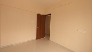 Room in 1.5 BHK Apartment at Omkara Unchai, Borivali West – for Sale
