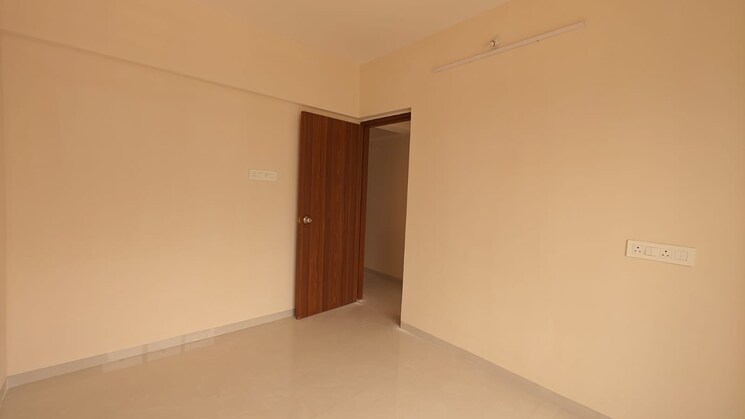 Room, omkara-unchai 1.5 Bedroom 467 Sq.Ft. Apartment In Borivali West Mumbai 8788732