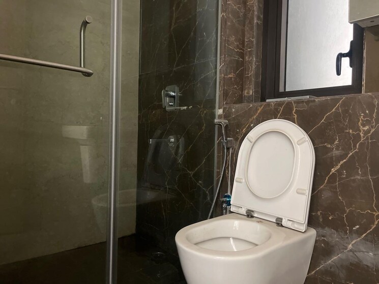 Bathroom, lodha-the-park 2 Bedroom 857 Sq.Ft. Apartment In Worli Mumbai 8788763