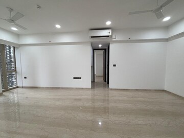 Room in 2 BHK Apartment at Lodha World Crest, Worli – for Rent