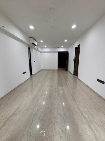 Room in 2 BHK Apartment at Lodha World Crest, Worli – for Rent