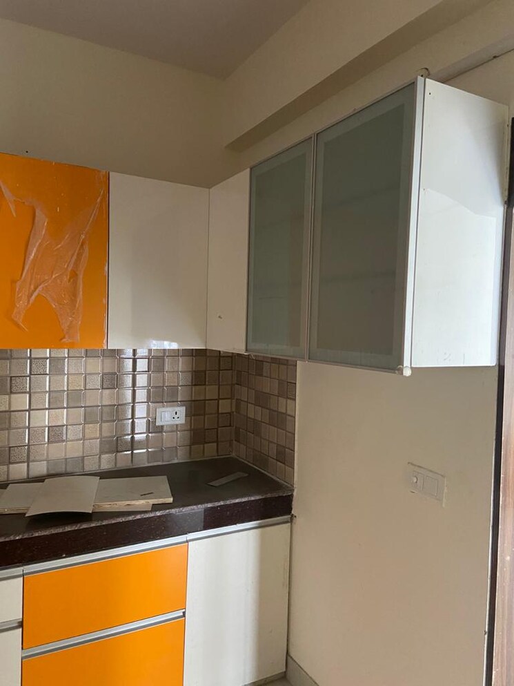 Kitchen, shiv-sai-emerald-heights 3 Bedroom 2085 Sq.Ft. Apartment In Sector 88 Faridabad 8788797