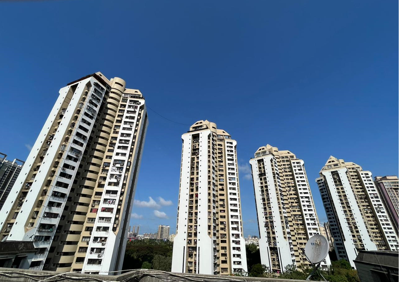 3 BHK + Pooja Room Apartment For Sale in Kanakia Challengers