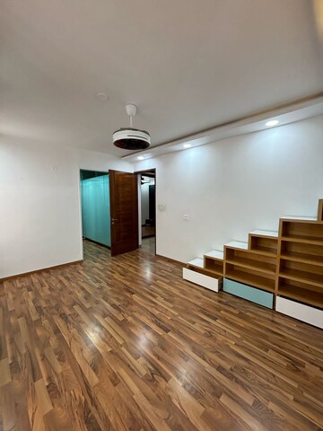 Room in 4 BHK Villa at Sahakara Nagar – for Rent