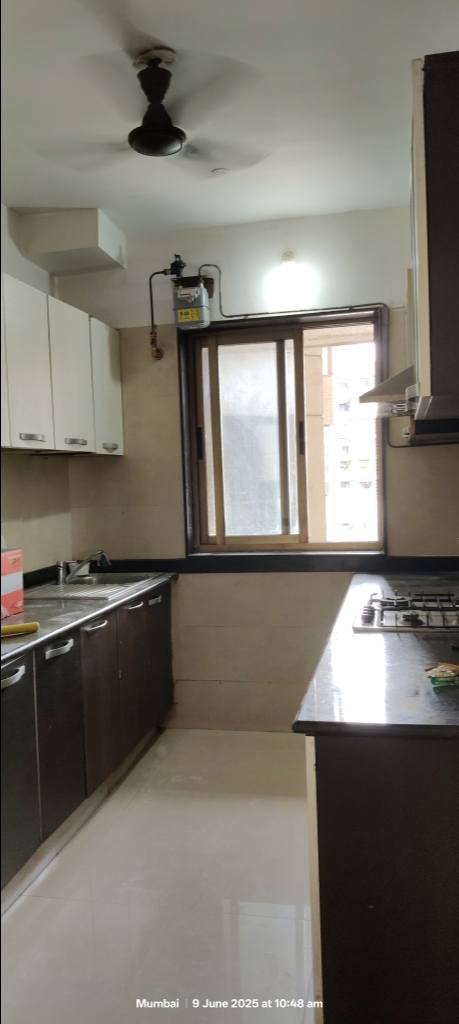 2 BHK Apartment For Rent in Kalpataru Aura