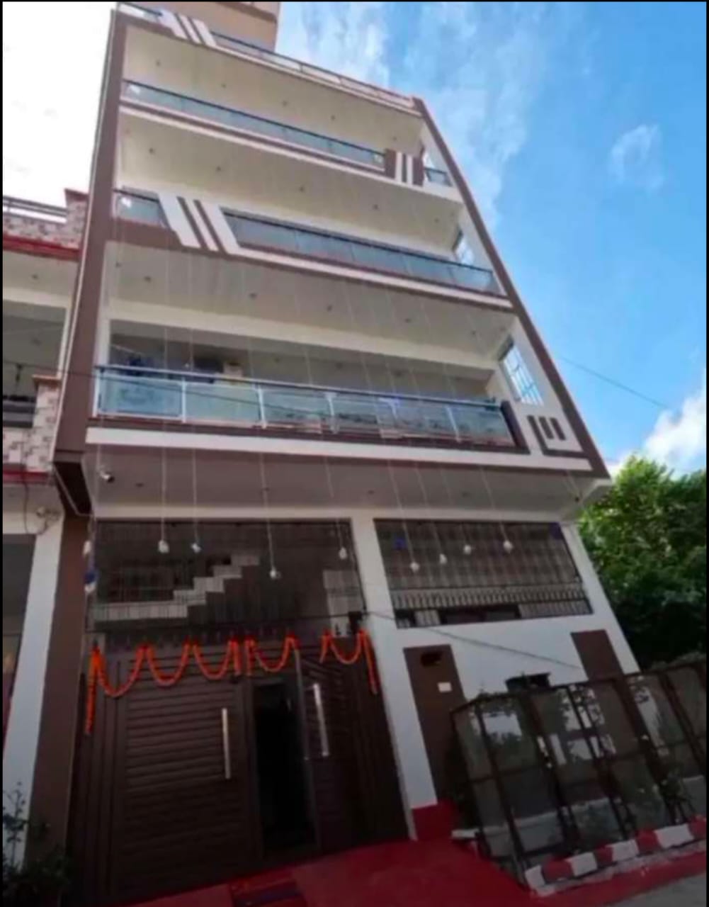 2 BHK + Pooja Room,Extra Room Villa For Rent in Chinhat Lucknow 