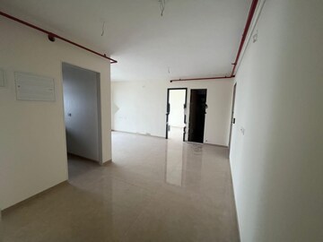 2 BHK Apartment For Rent in Dosti Eastern Bay, Wadala