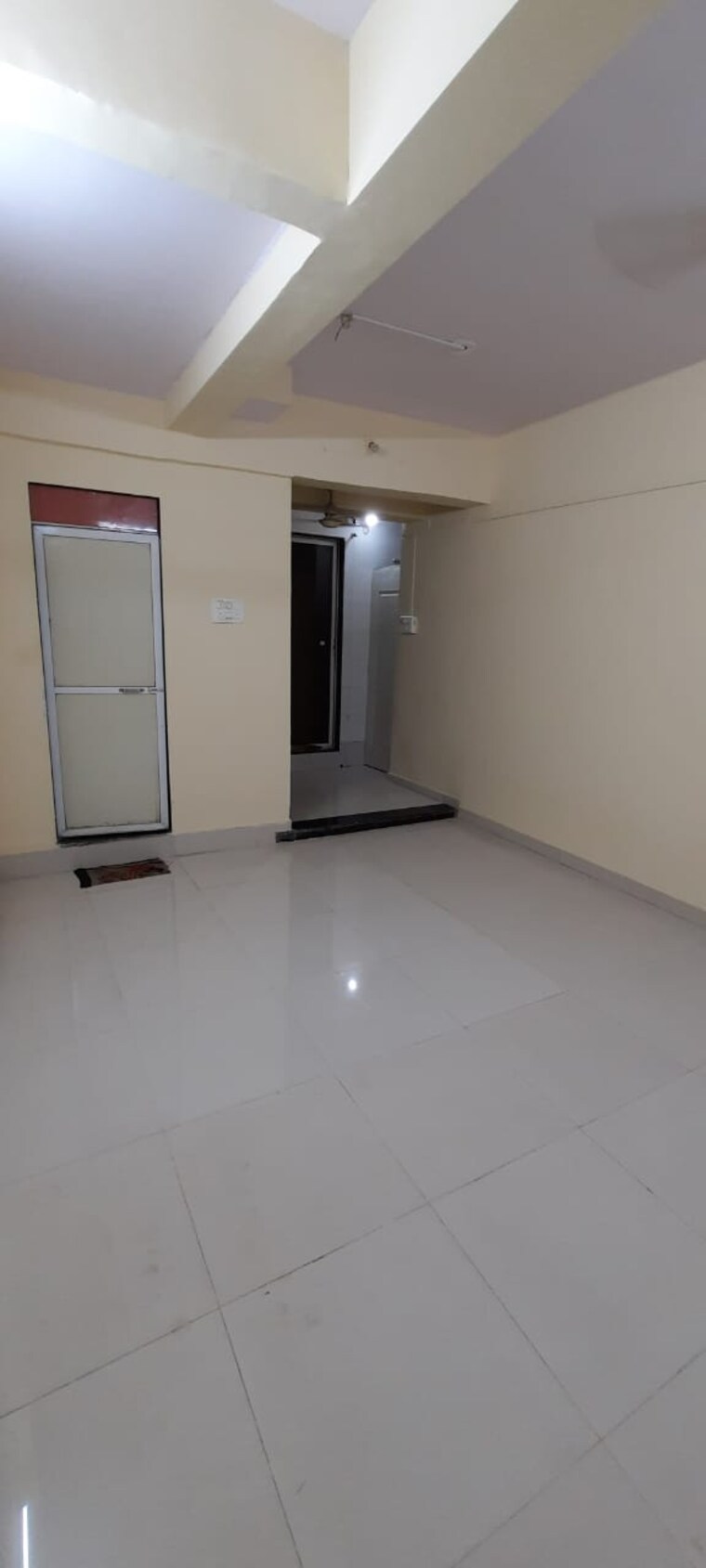 Room, dream-arcade 1 RK 250 Sq.Ft. Apartment In Jambli Naka Thane 8788962