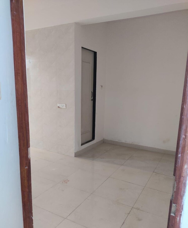 Room, dream-arcade 1 RK 250 Sq.Ft. Apartment In Jambli Naka Thane 8788962